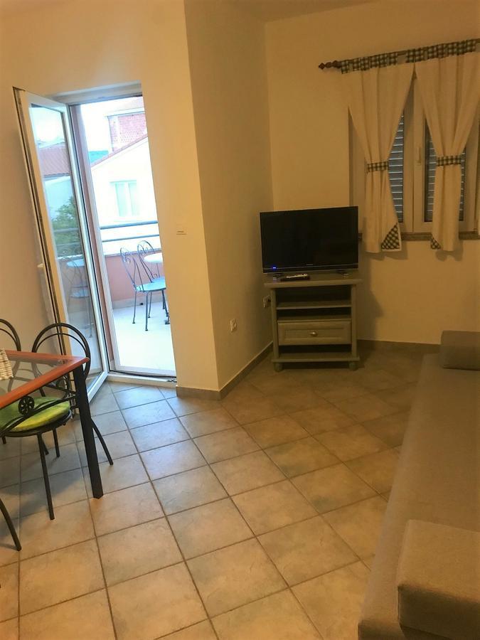 Apartments Juran Sukošan Eksteriør bilde